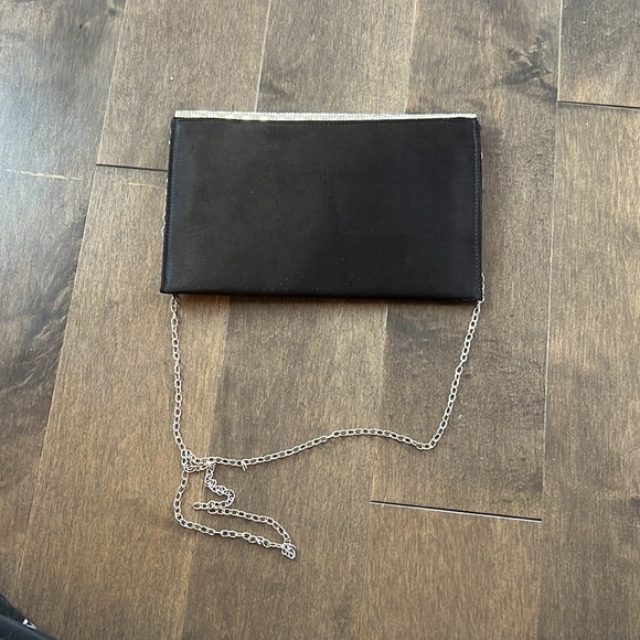 Sparkly and black purse - Picture 4 of 4